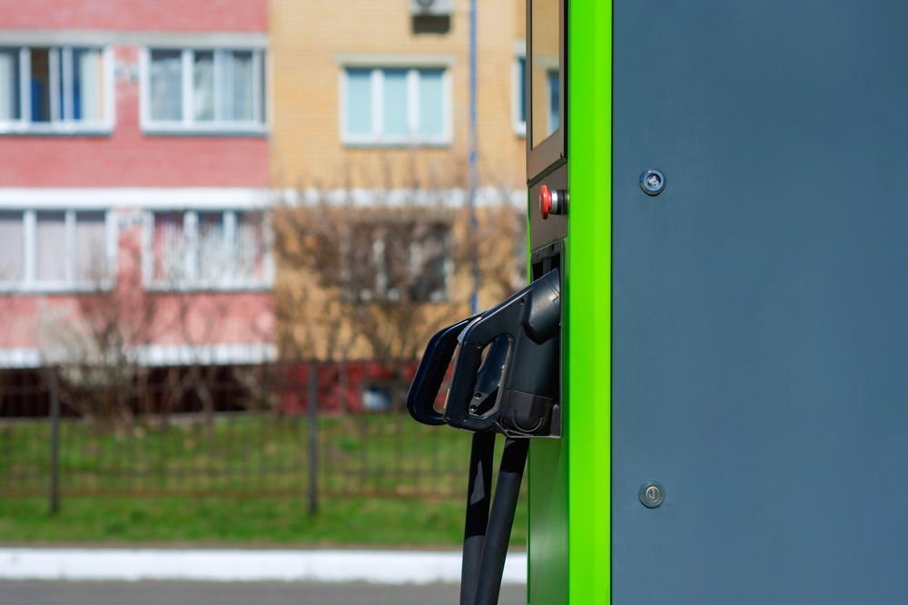 Electric,Vehicle,Charging,Station,With,Green,Color,In,An,Urban